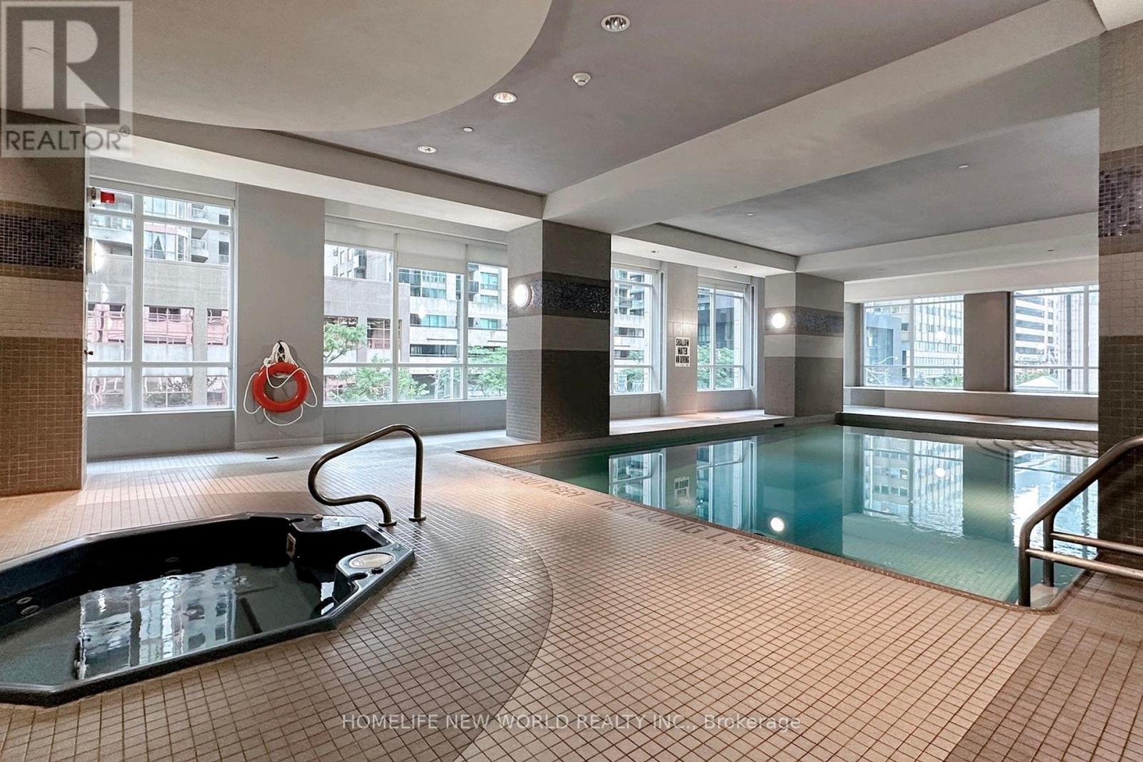 2301 - 763 Bay Street, Toronto, Ontario  M5G 2R3 - Photo 33 - C12201328