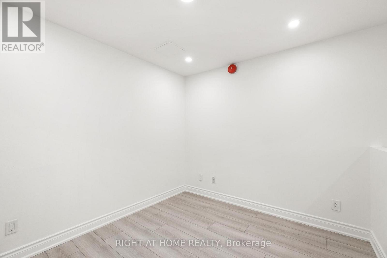 105 - 71 Mccaul Street, Toronto (Kensington-Chinatown), Ontario  M5T 2X1 - Photo 17 - C12201329