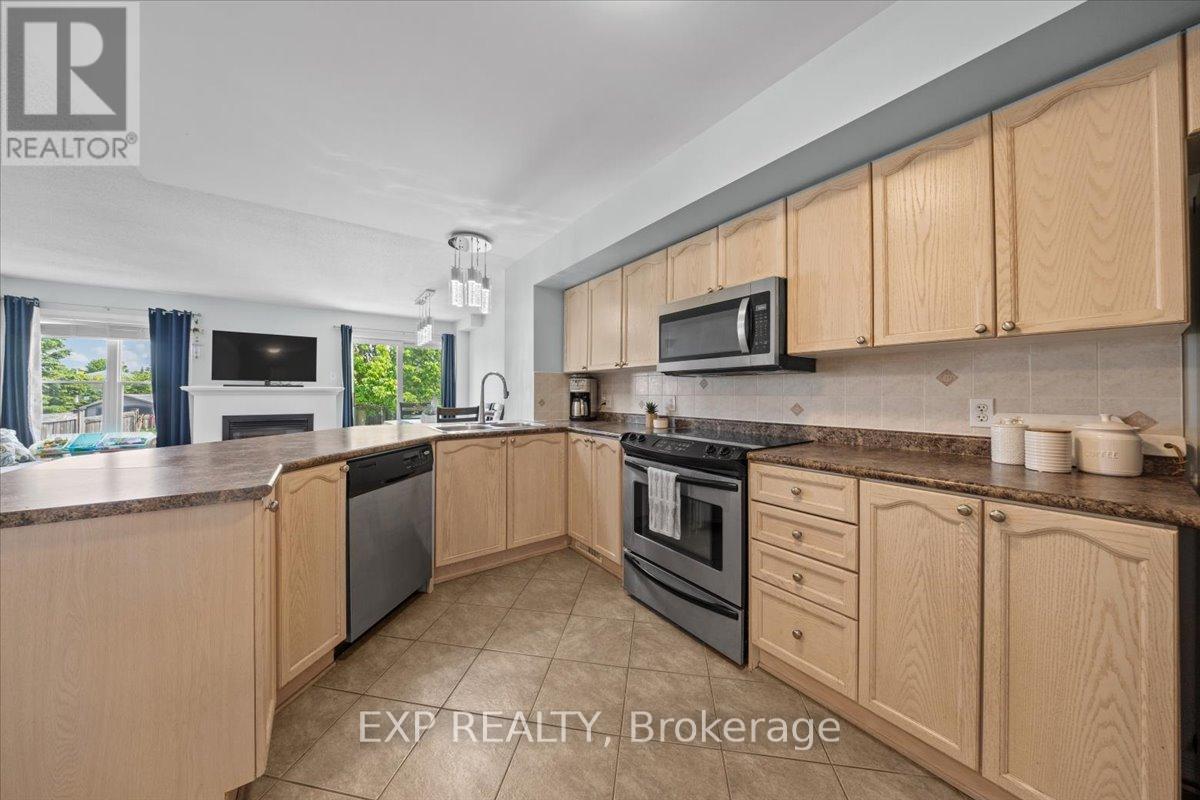173 Topham Terrace, Ottawa, Ontario  K4A 5B9 - Photo 8 - X12199547