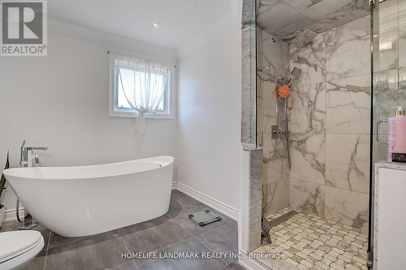 136 Cooperage Crescent, Richmond Hill, Ontario  L4C 9L7 - Photo 28 - N12201268