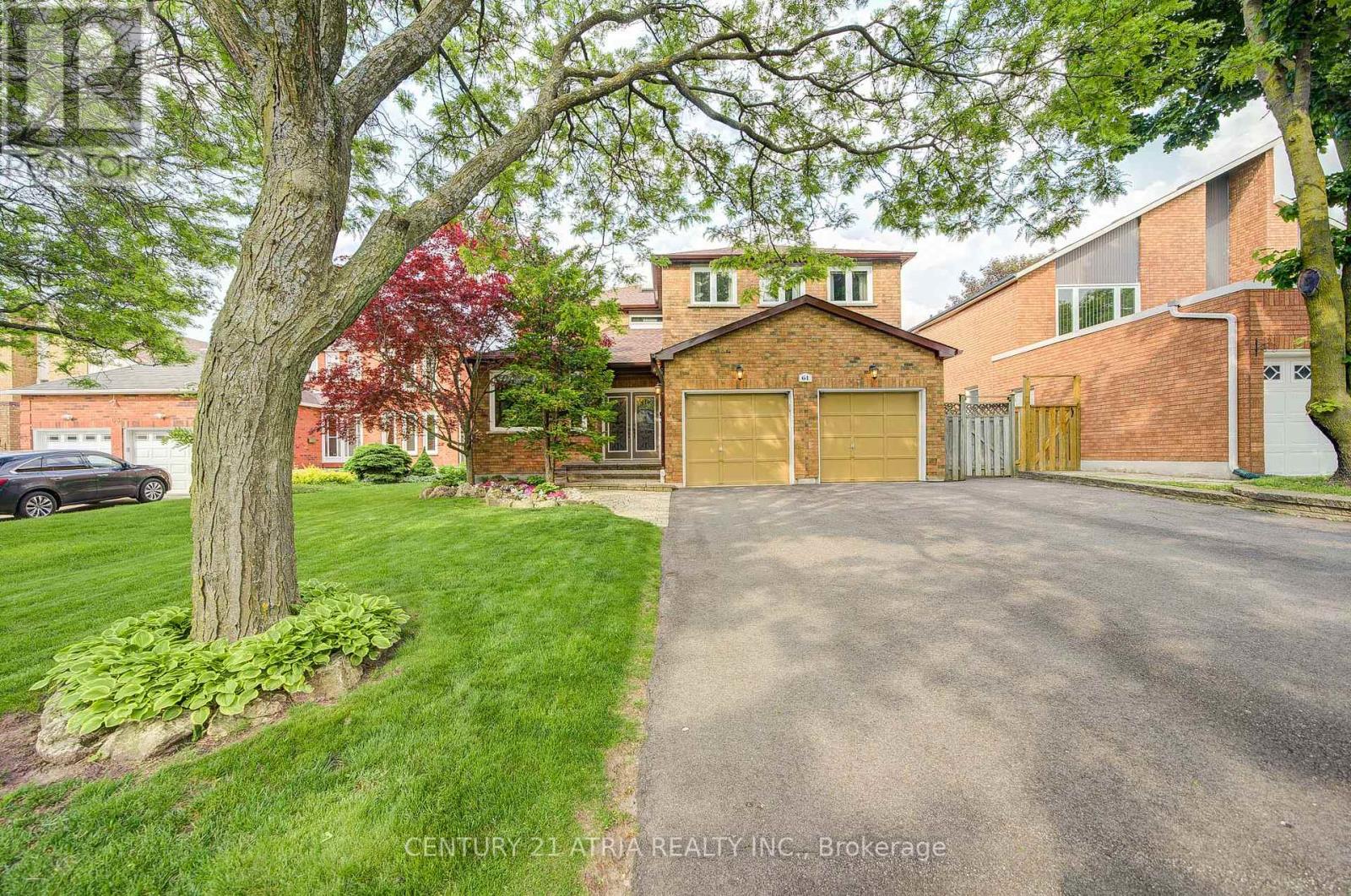 Property at 61 BROOKLYN CRESCENT image 1