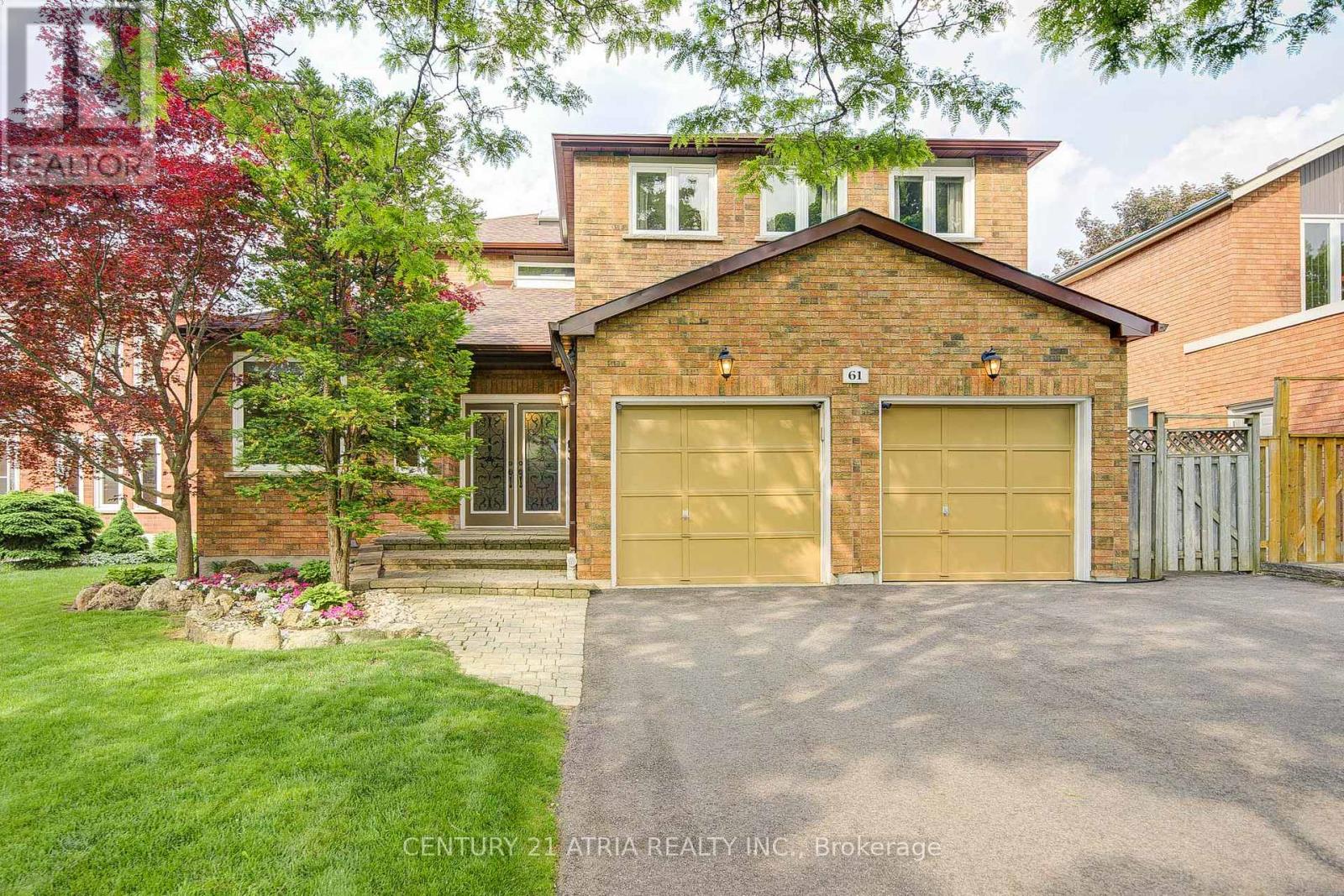Property at 61 BROOKLYN CRESCENT image 2