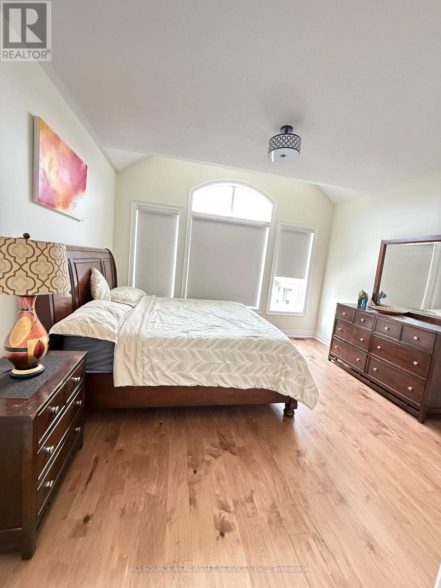 22 Settlers Crescent, Bradford West Gwillimbury, Ontario  L3Z 4N3 - Photo 11 - N12201295