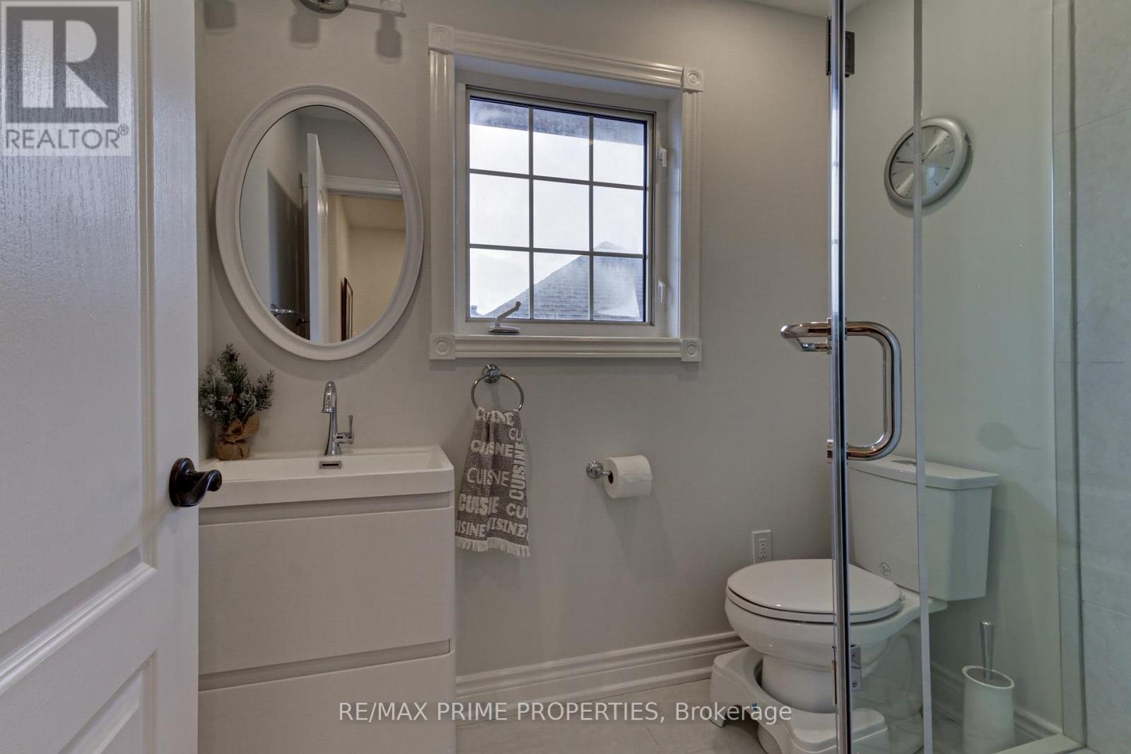 11 Kerfoot Crescent, Georgina, Ontario  L4P 4B8 - Photo 20 - N12201301