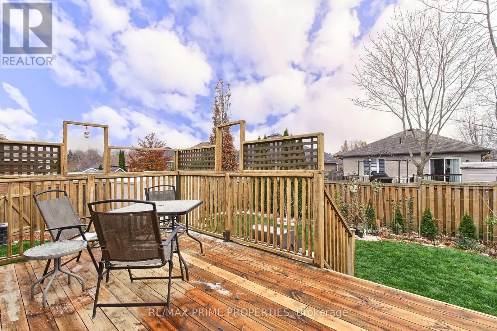 11 Kerfoot Crescent, Georgina, Ontario  L4P 4B8 - Photo 27 - N12201301
