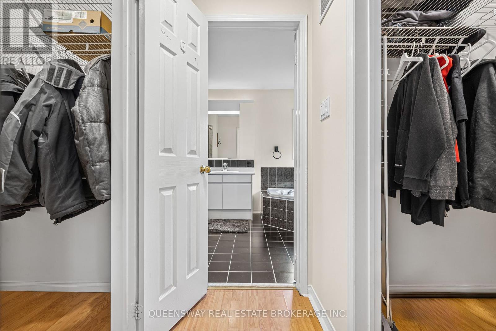 69 Cityview Circle, Barrie, Ontario  L4N 7V1 - Photo 25 - S12201283