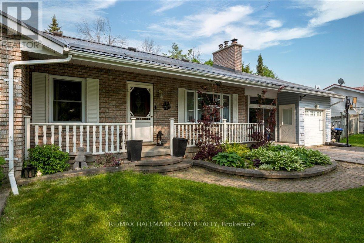 4049 Bayview Avenue, Ramara, Ontario  L3V 6H7 - Photo 2 - S12201303