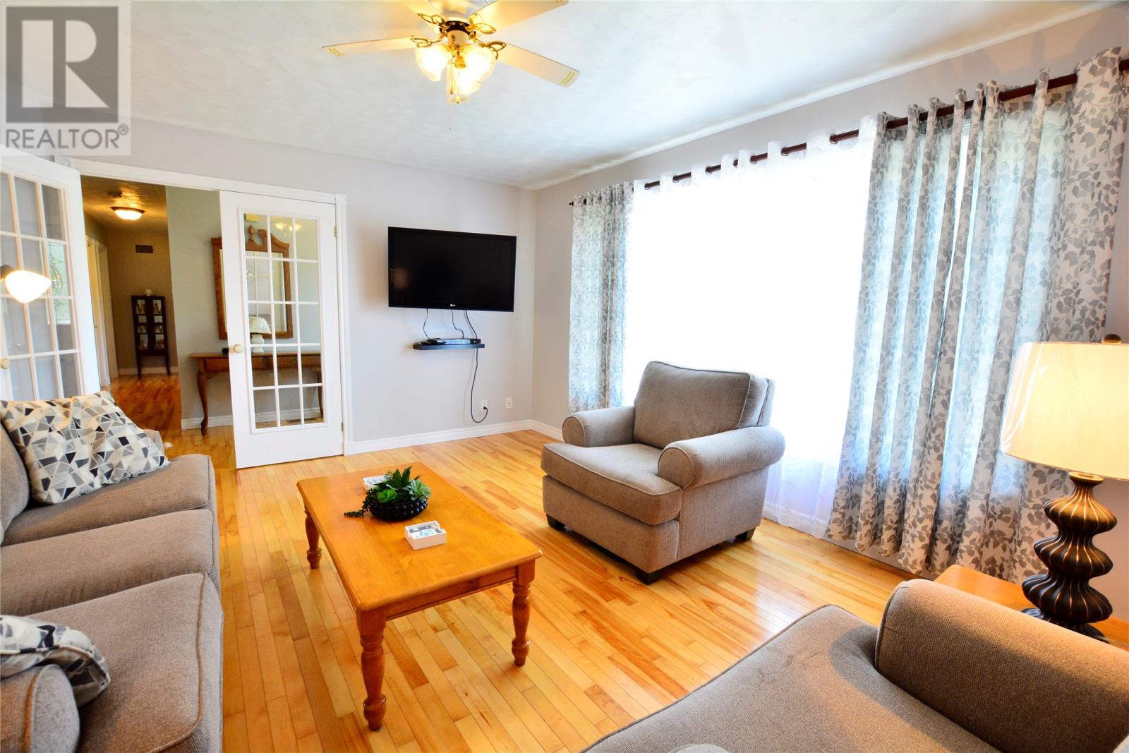 29 Bishops Road, Bay Roberts, Newfoundland & Labrador  A0A 1G0 - Photo 10 - 1286074
