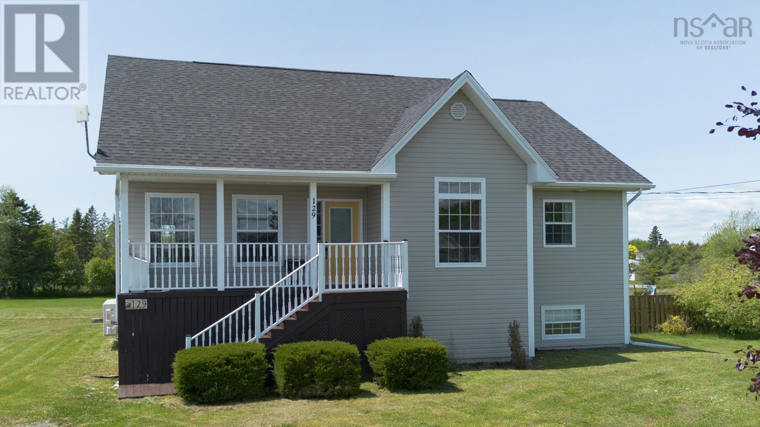 129 Village Line Avenue, Bible Hill, Nova Scotia  B2N 0B9 - Photo 1 - 202513347