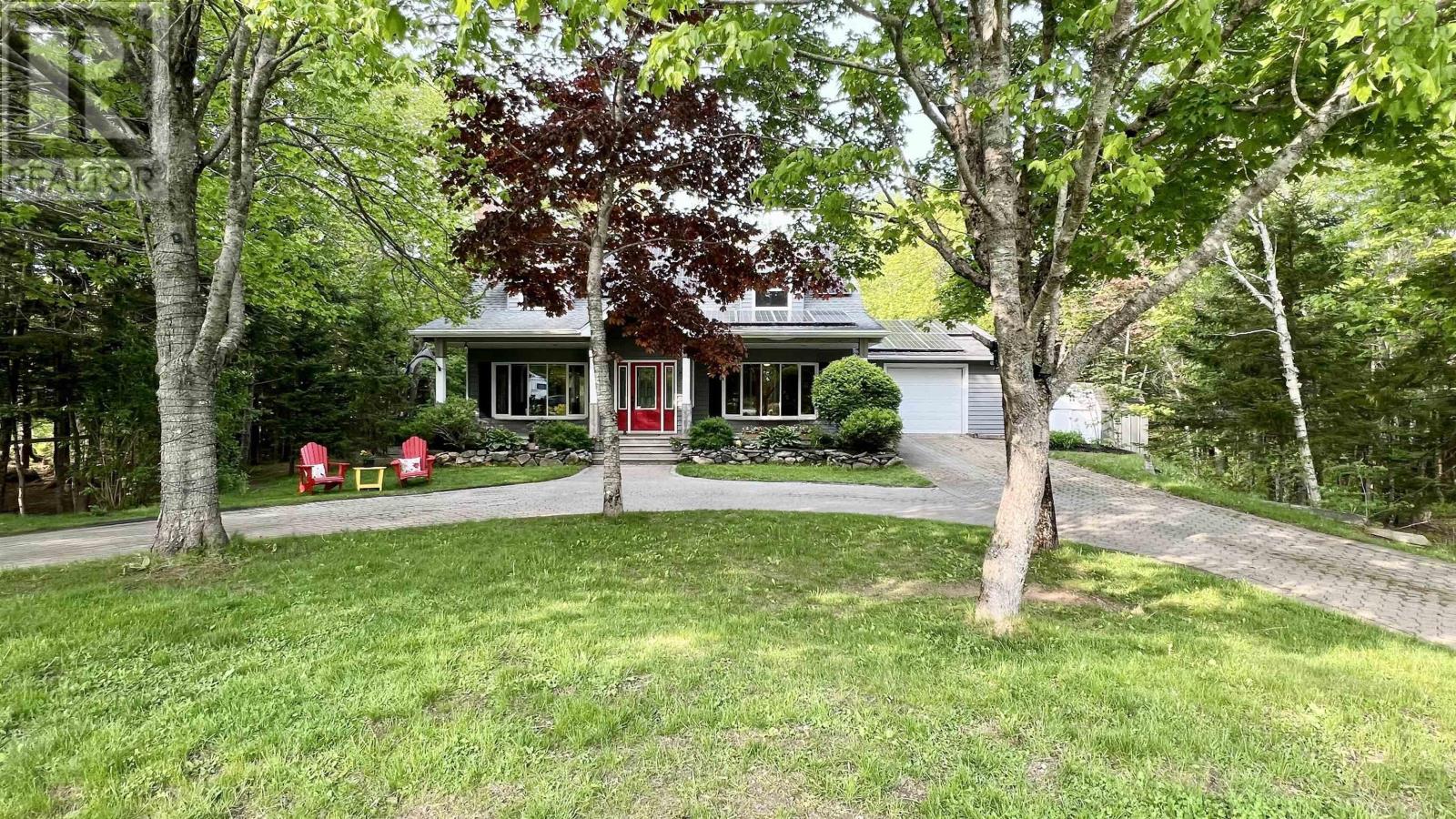 10 Kingsway Road, Hammonds Plains, Nova Scotia  B3Z 1K2 - Photo 3 - 202513479