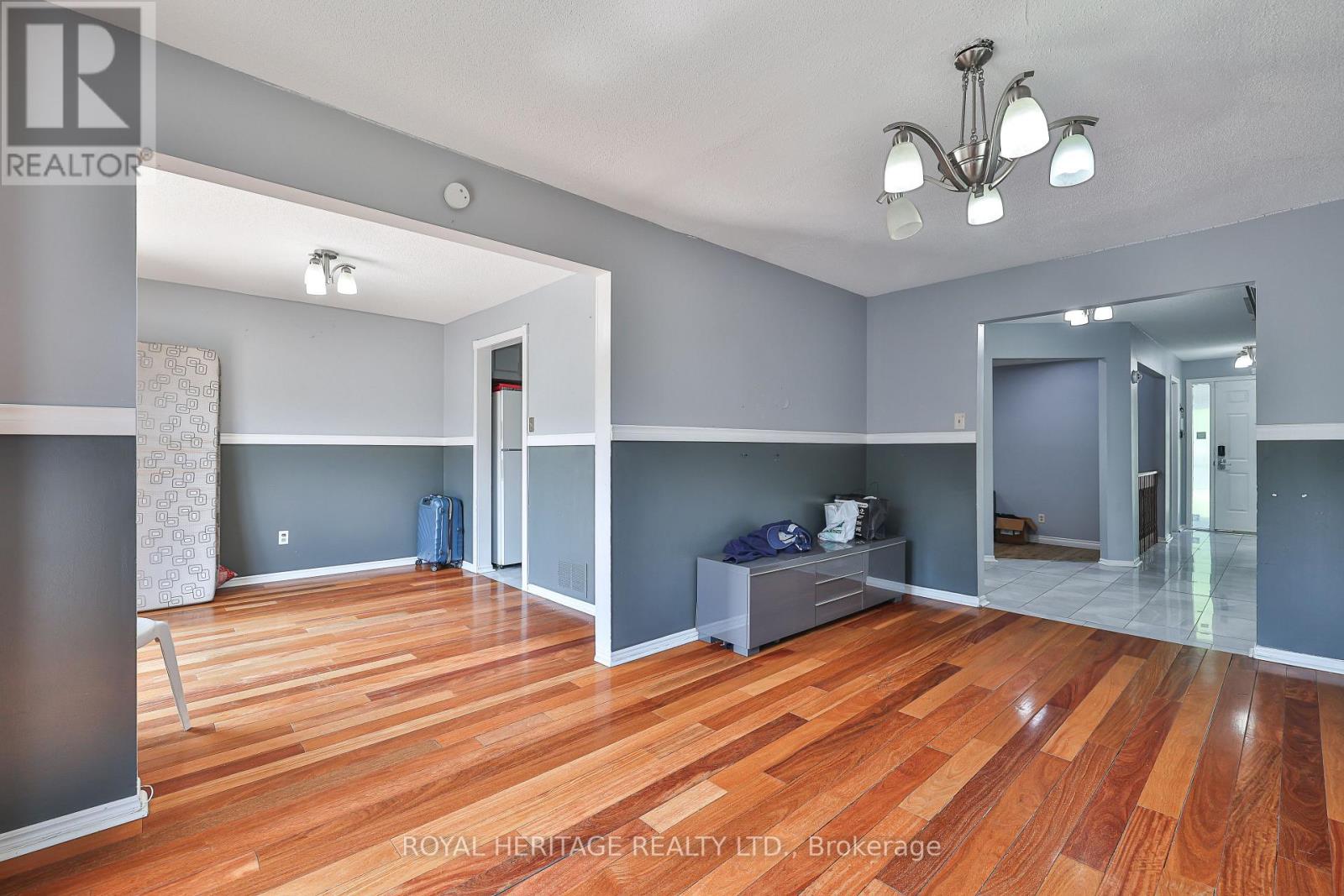 28 Nanport Street, Brampton (Westgate), Ontario  L6S 4A3 - Photo 12 - W12201266