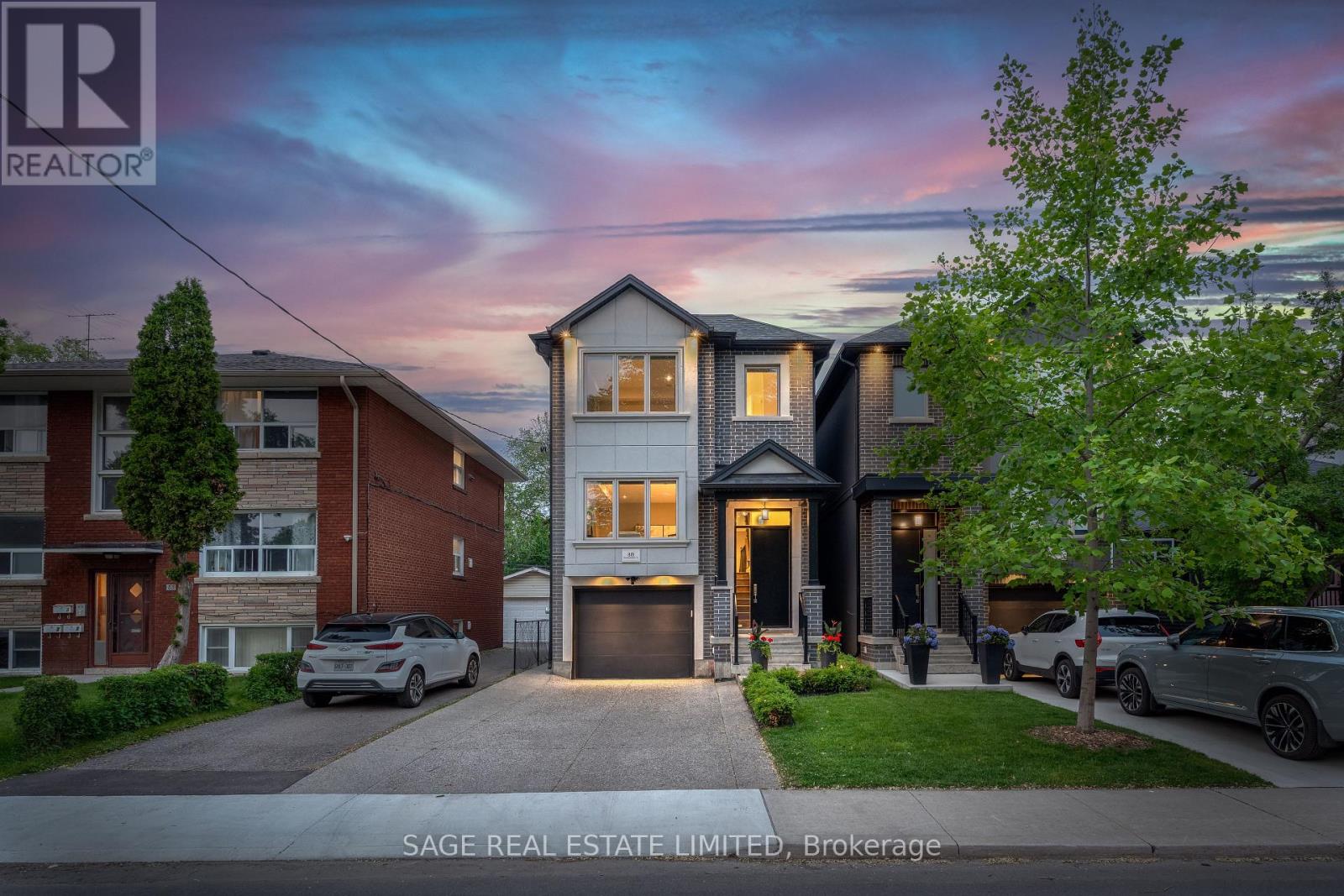 81b Seventeenth Street, Toronto, Ontario  M8V 3K5 - Photo 1 - W12201311