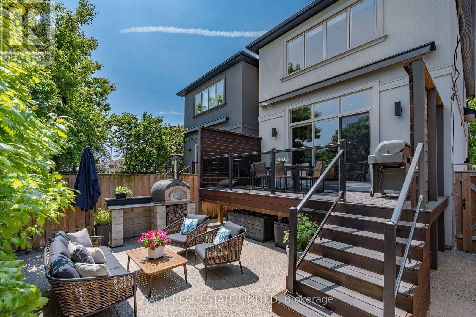 81b Seventeenth Street, Toronto, Ontario  M8V 3K5 - Photo 13 - W12201311