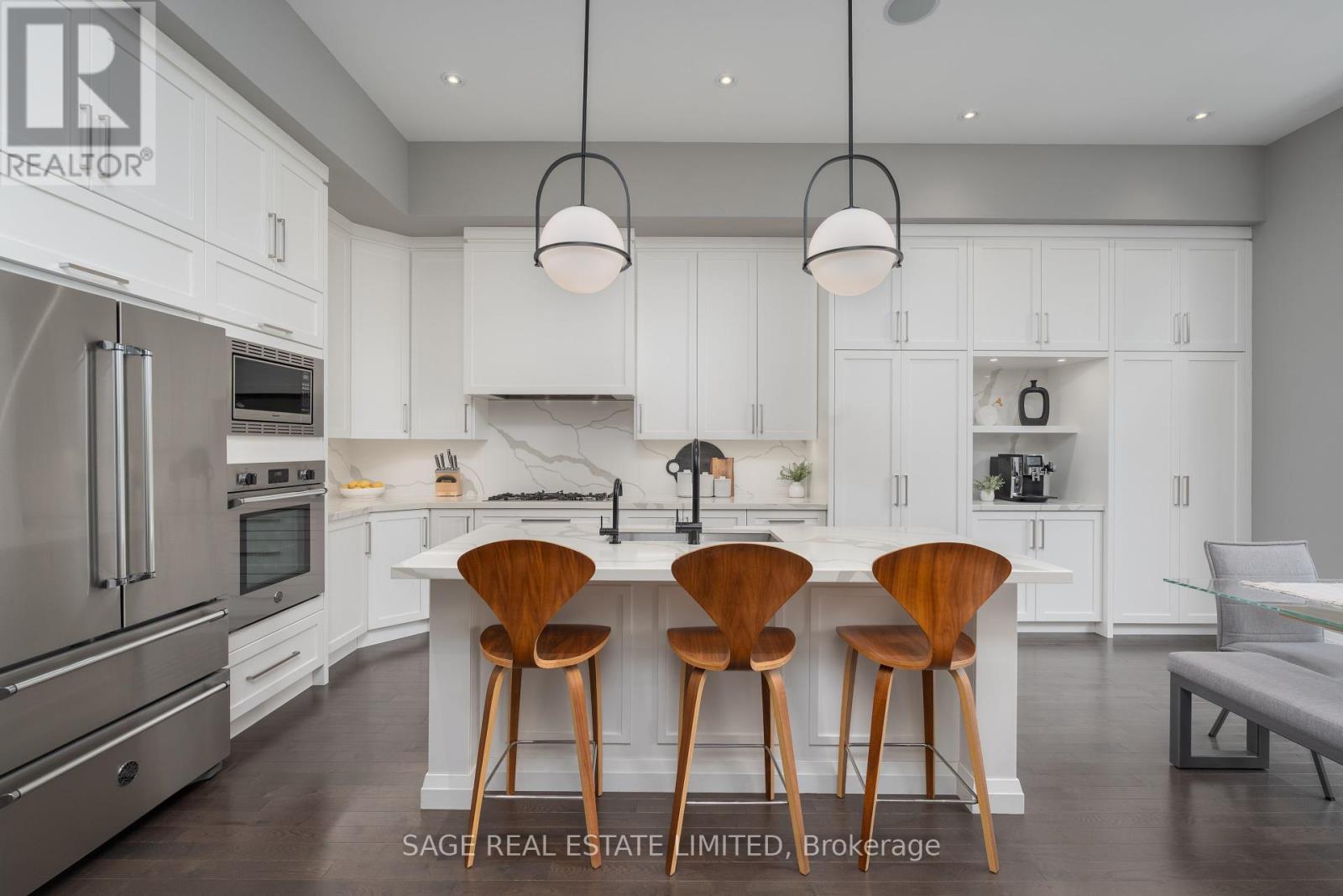 81b Seventeenth Street, Toronto, Ontario  M8V 3K5 - Photo 25 - W12201311