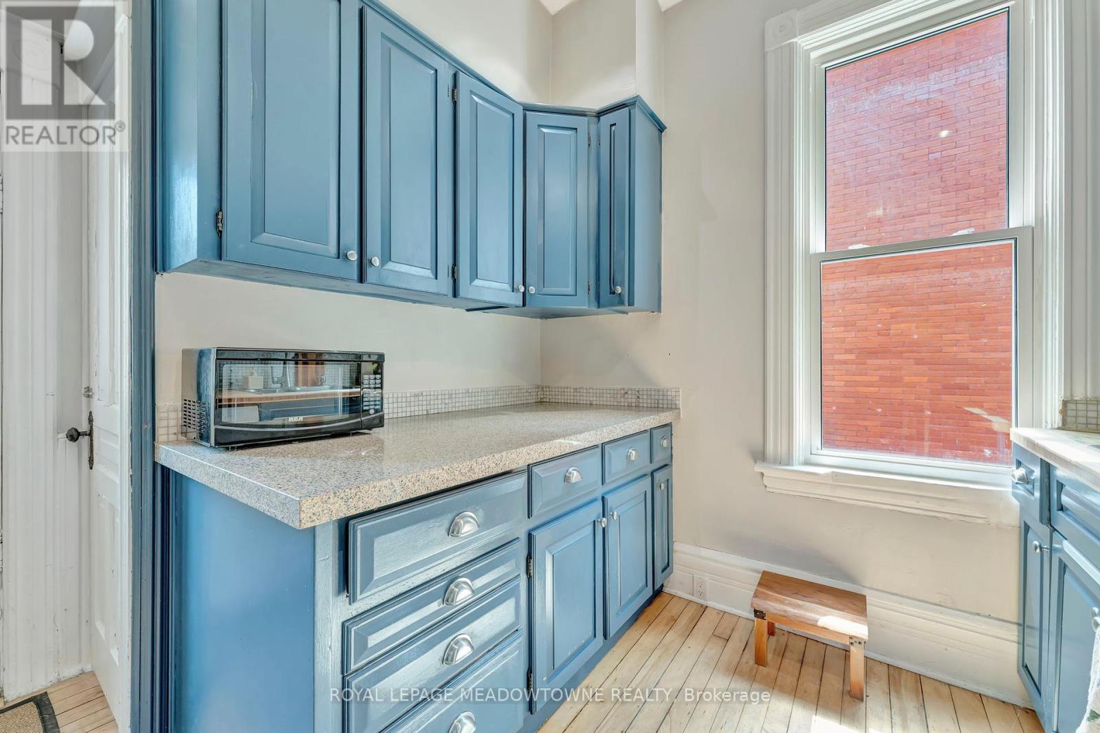 26 Edwin Street, Guelph (Exhibition Park), Ontario  N1H 2C9 - Photo 11 - X12201316
