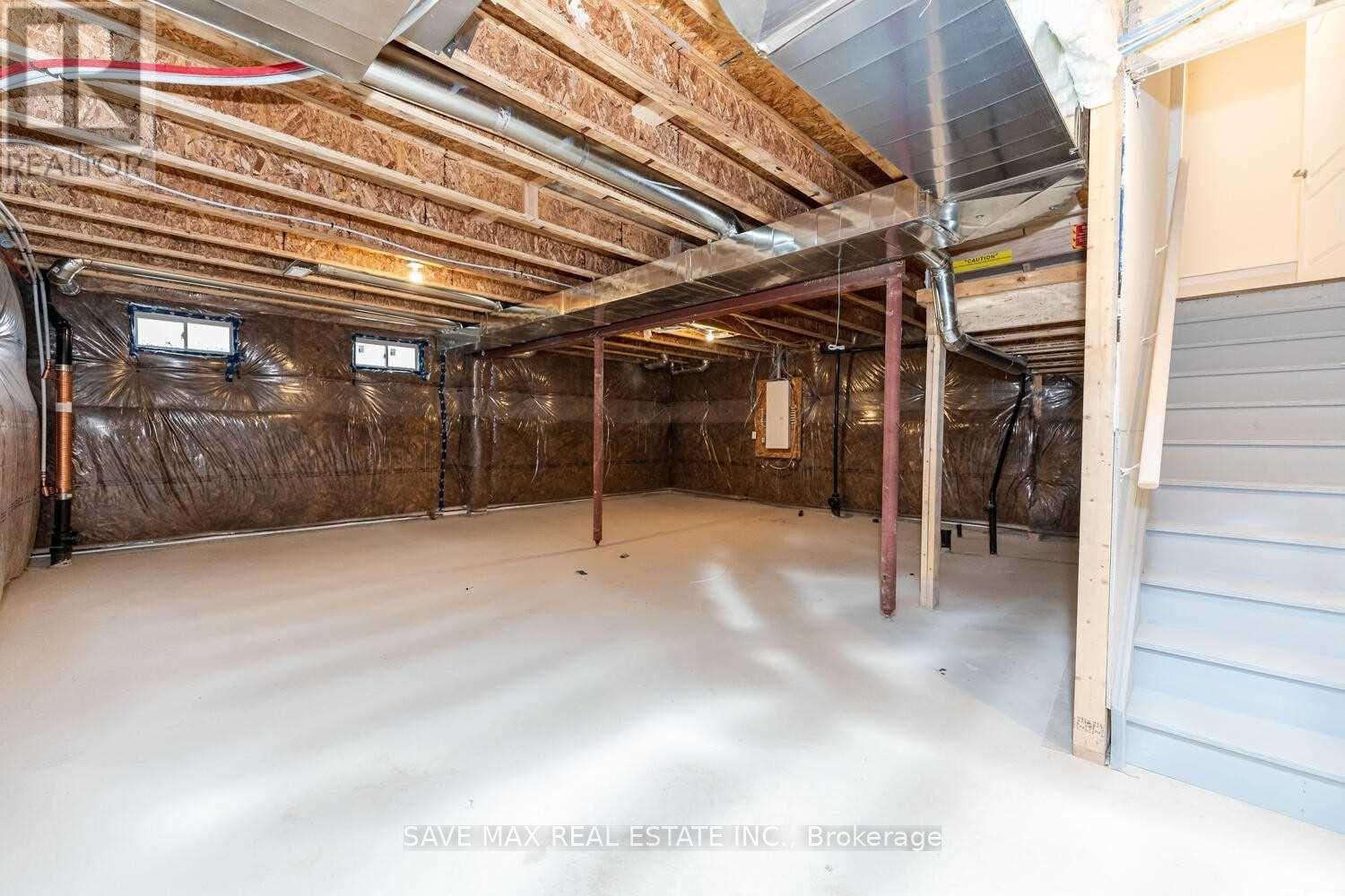 49 Sundin Drive, Haldimand, Ontario  N3W 0H3 - Photo 37 - X12201325