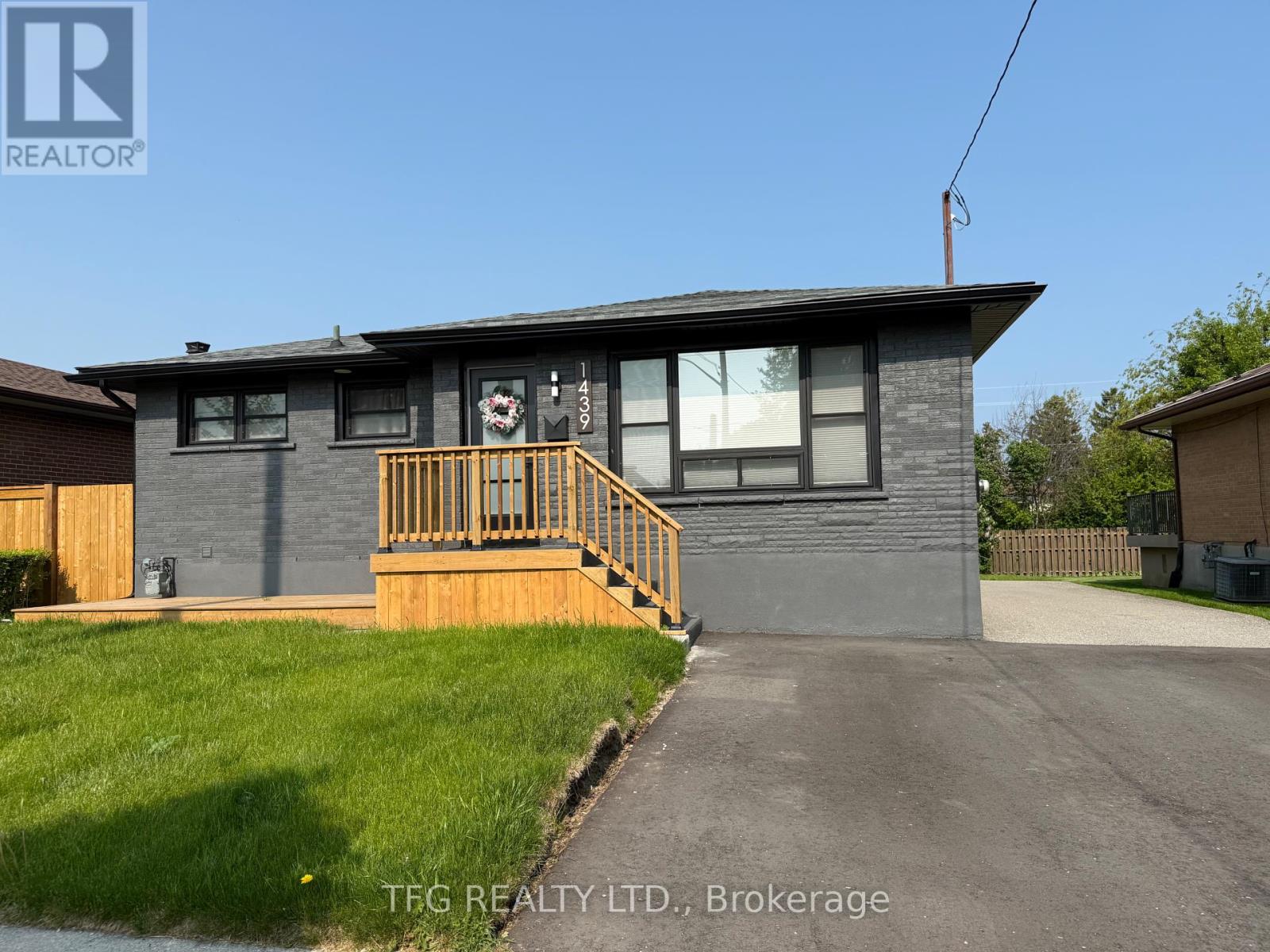 1439 TREMBLAY STREET, Oshawa, Ontario