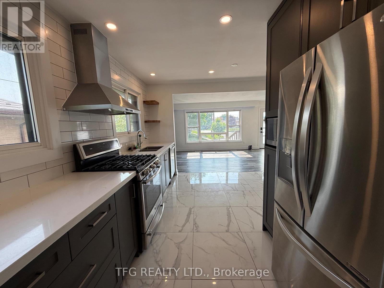 1439 Tremblay Street, Oshawa, Ontario  L1J 3X7 - Photo 12 - E12201413