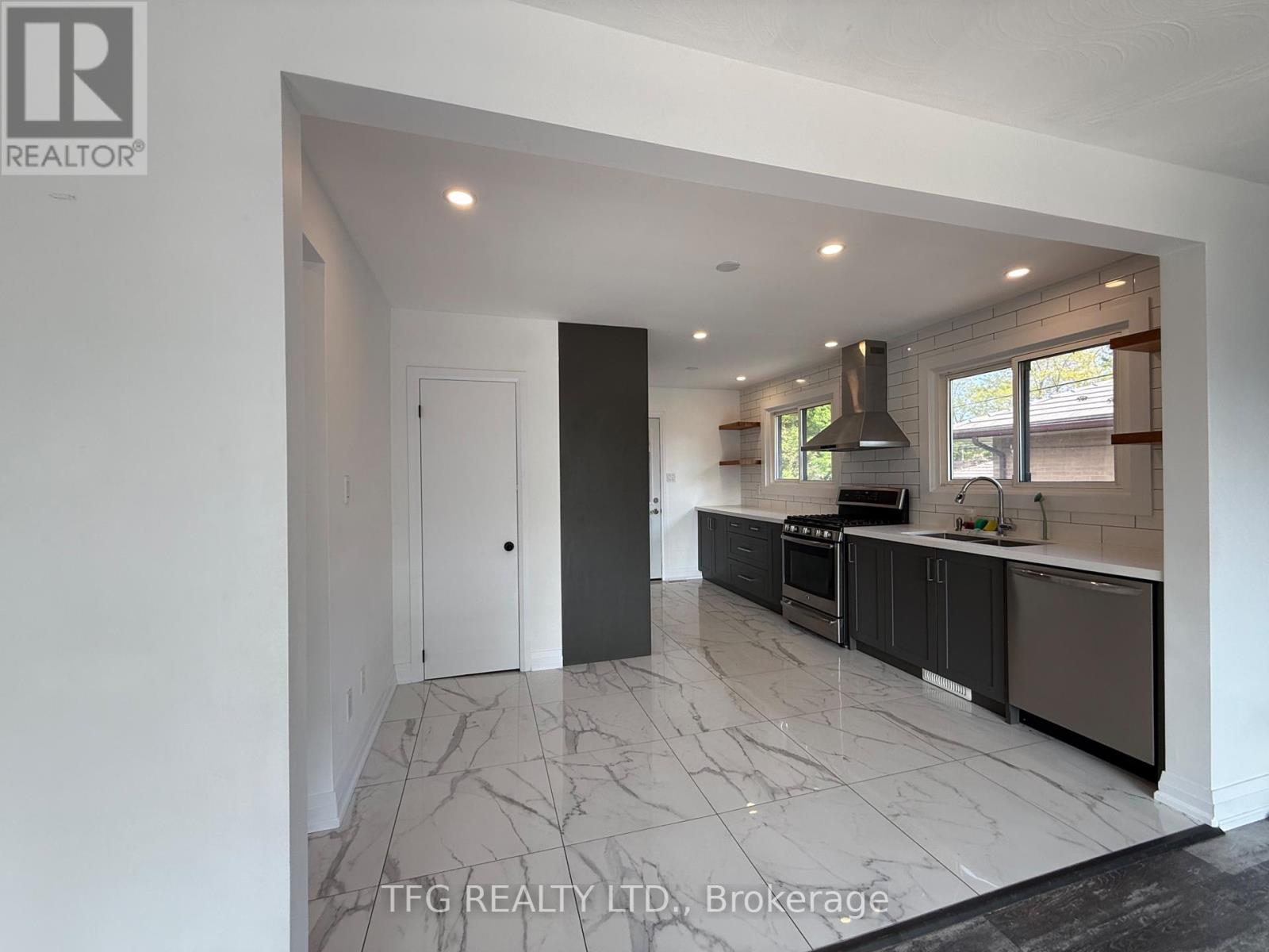 1439 Tremblay Street, Oshawa, Ontario  L1J 3X7 - Photo 7 - E12201413