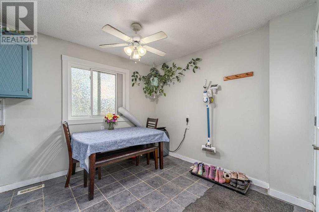 7646 24a Street Se, Calgary, Alberta  T2C 0Z7 - Photo 11 - A2223308