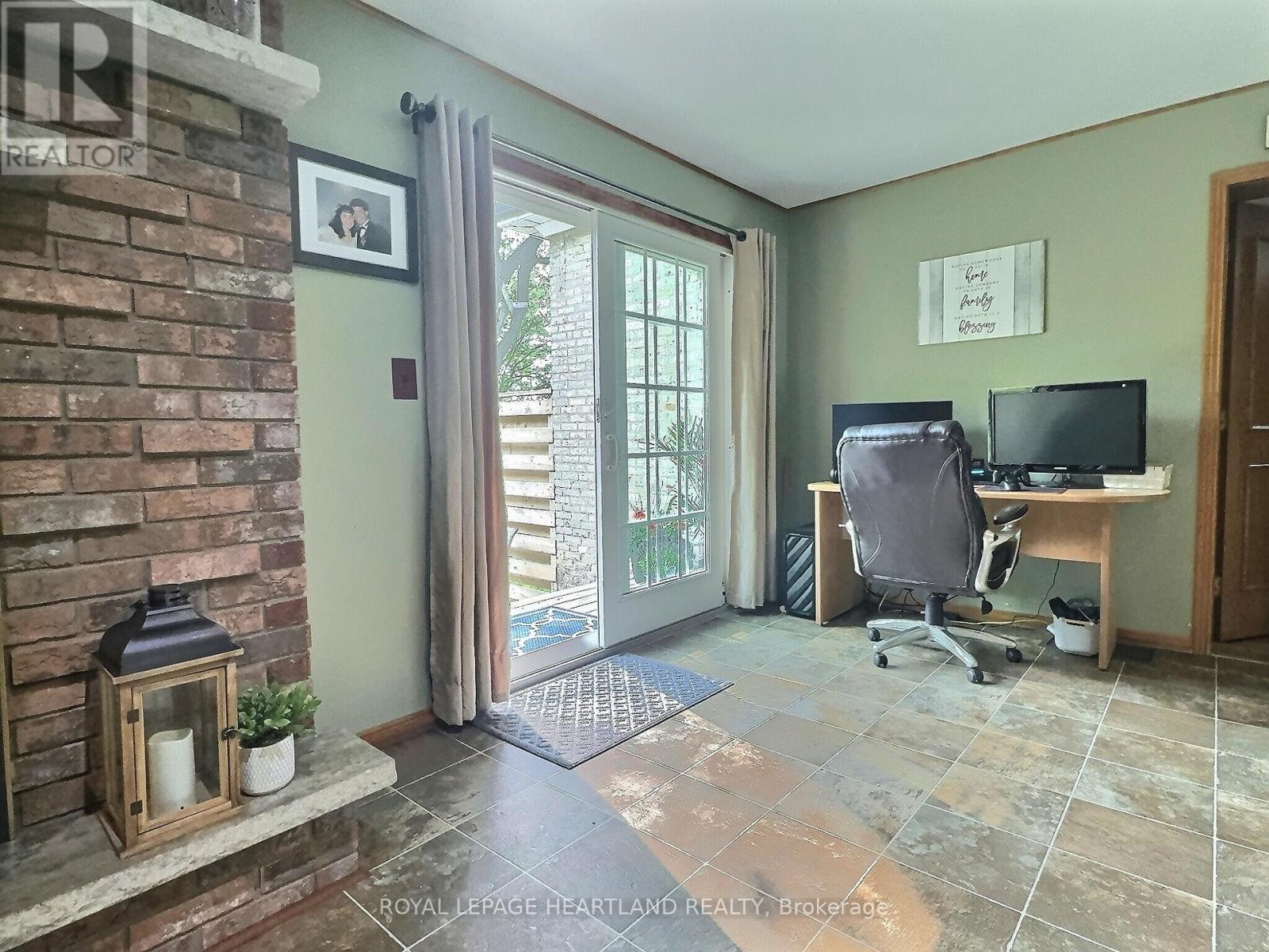 78 Victoria Avenue E, South Huron, Ontario  N0M 1M0 - Photo 12 - X12201400