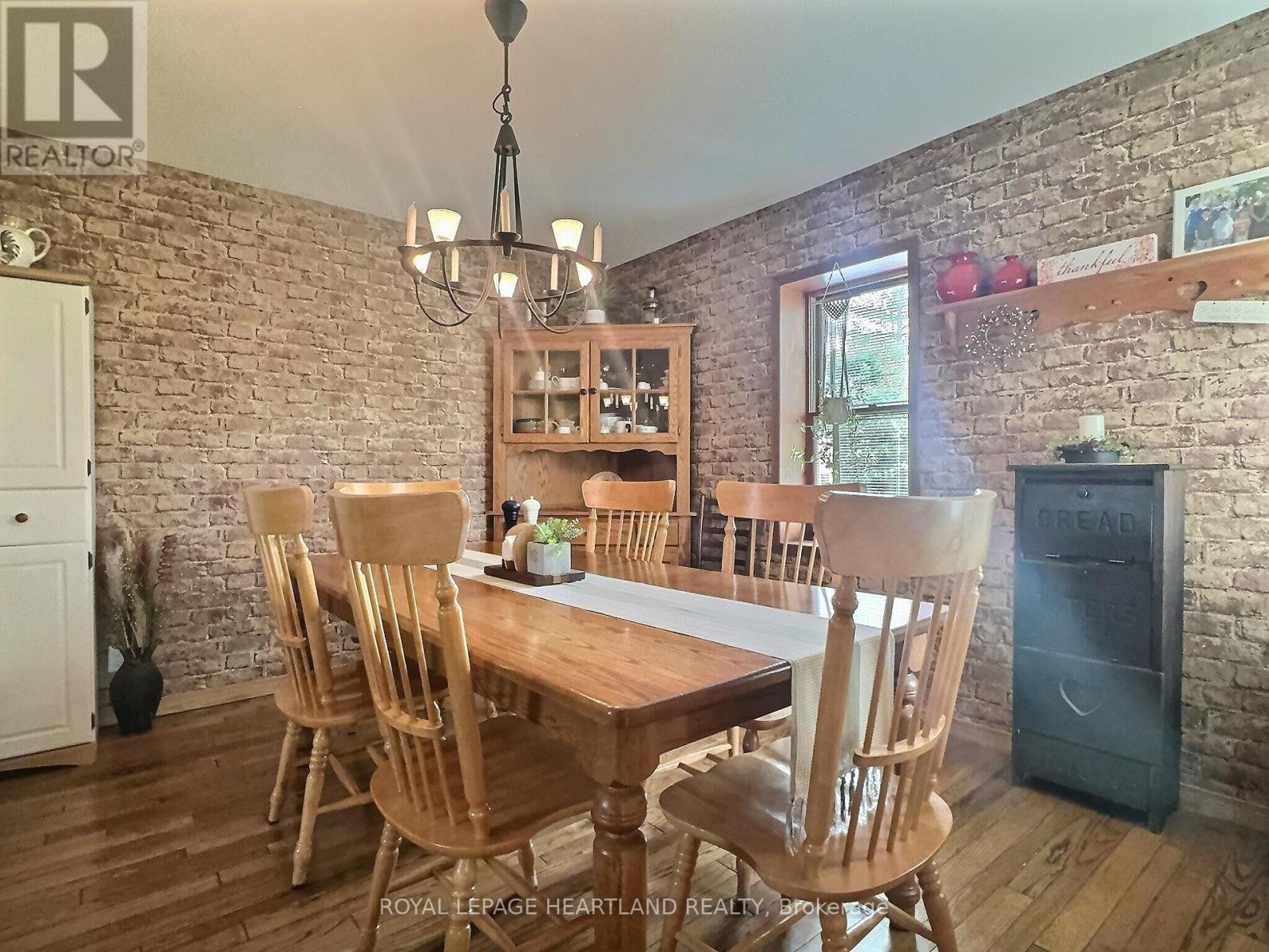 78 Victoria Avenue E, South Huron, Ontario  N0M 1M0 - Photo 17 - X12201400