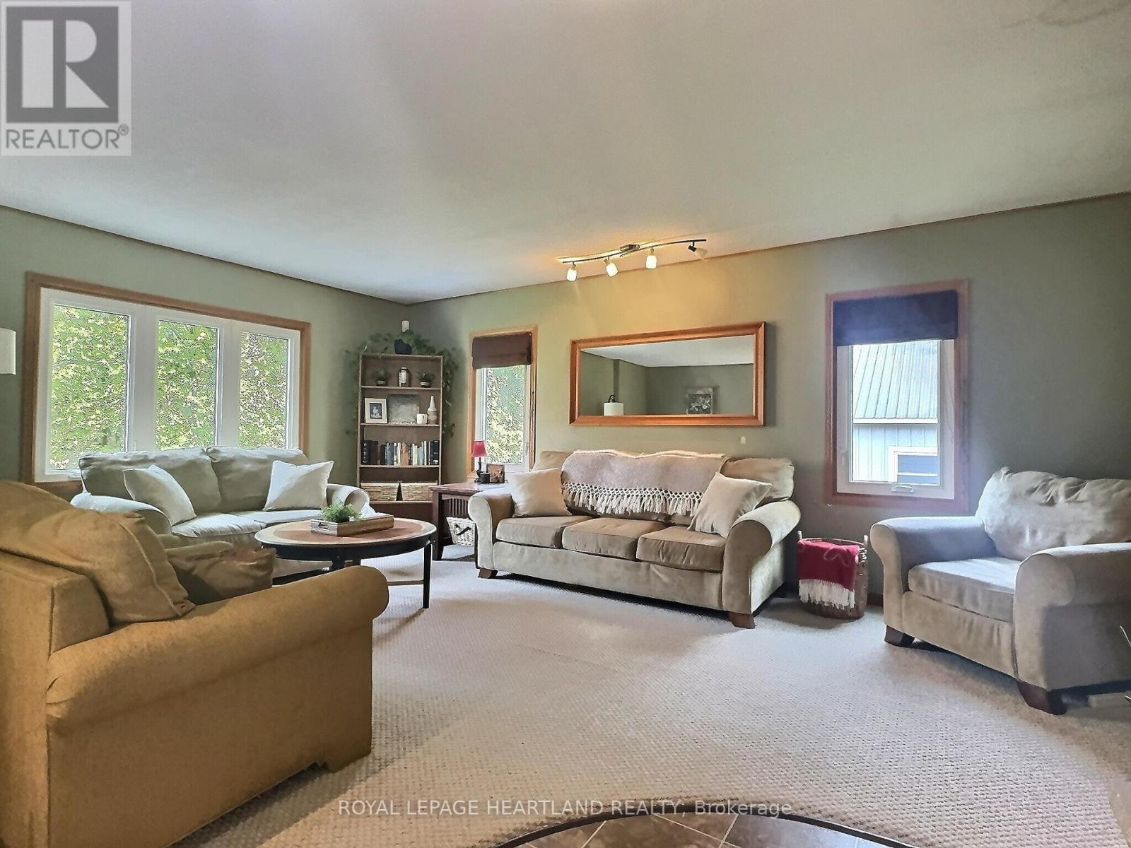 78 Victoria Avenue E, South Huron, Ontario  N0M 1M0 - Photo 8 - X12201400