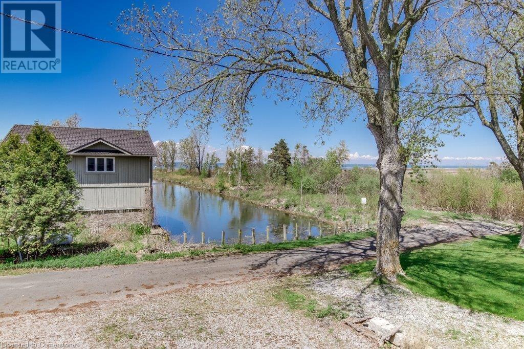Property at 3 WARBLER Lane image 3