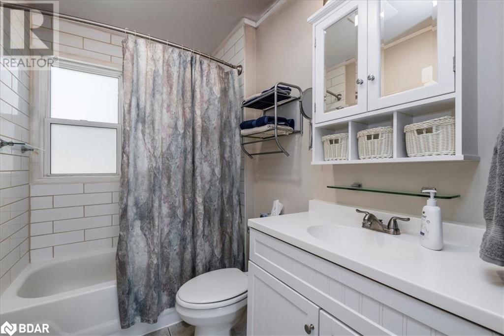 25 Victory Crescent, Penetanguishene, Ontario  L9M 1B6 - Photo 11 - 40724772