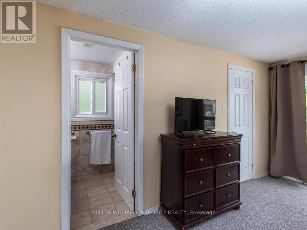 126 Mcclelland Road, Ottawa, Ontario  K2H 5V9 - Photo 19 - X12201348