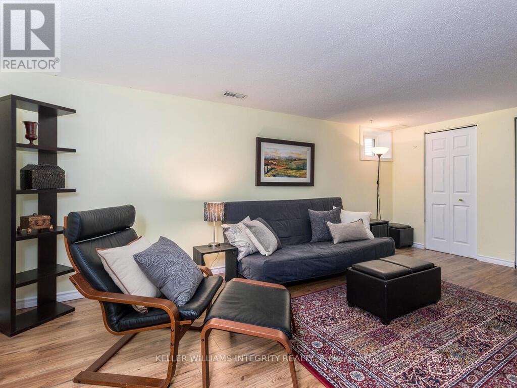 126 Mcclelland Road, Ottawa, Ontario  K2H 5V9 - Photo 30 - X12201348