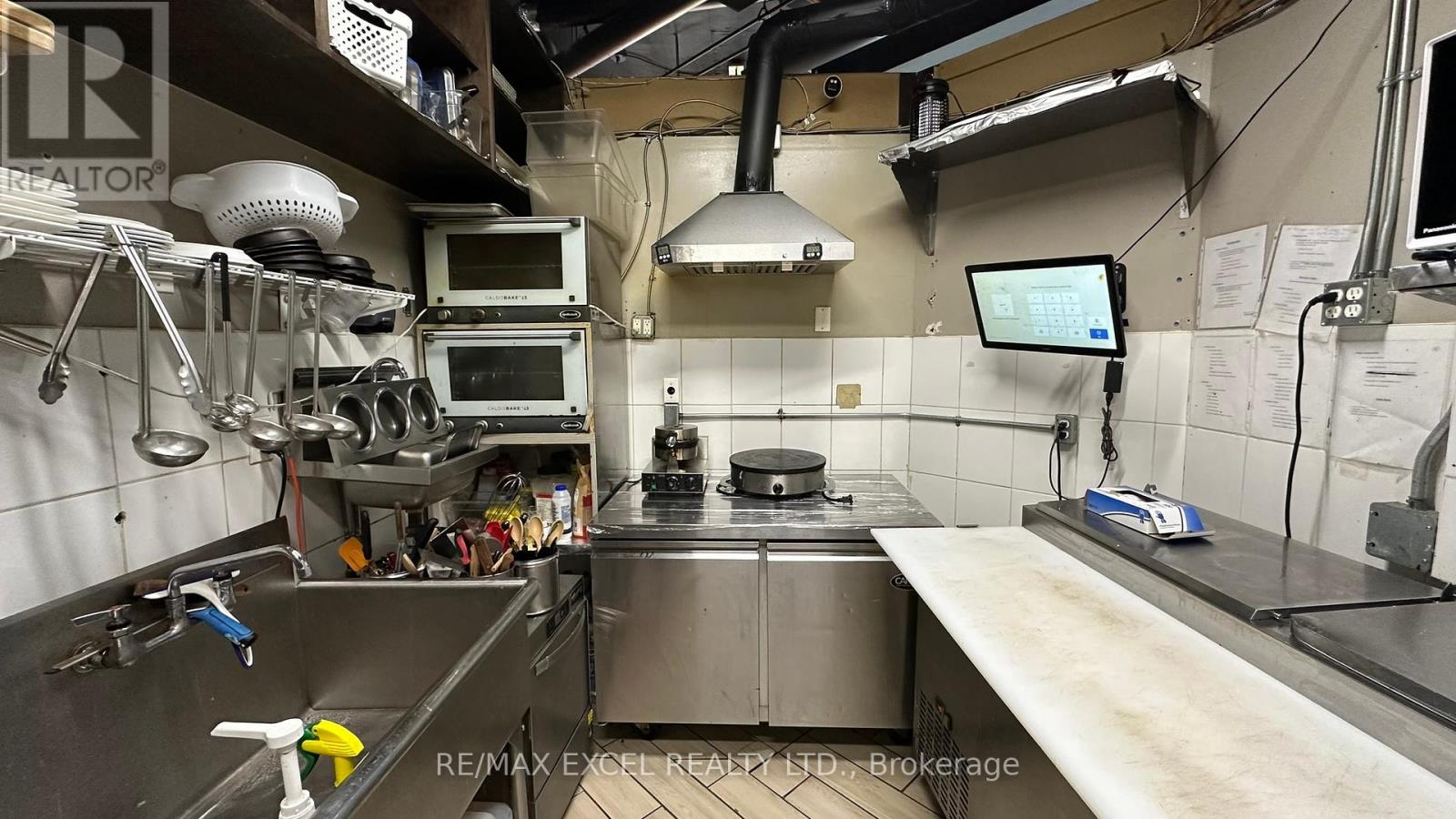35 St Joseph Street, Toronto, Ontario  M4Y 1J8 - Photo 8 - C12201395