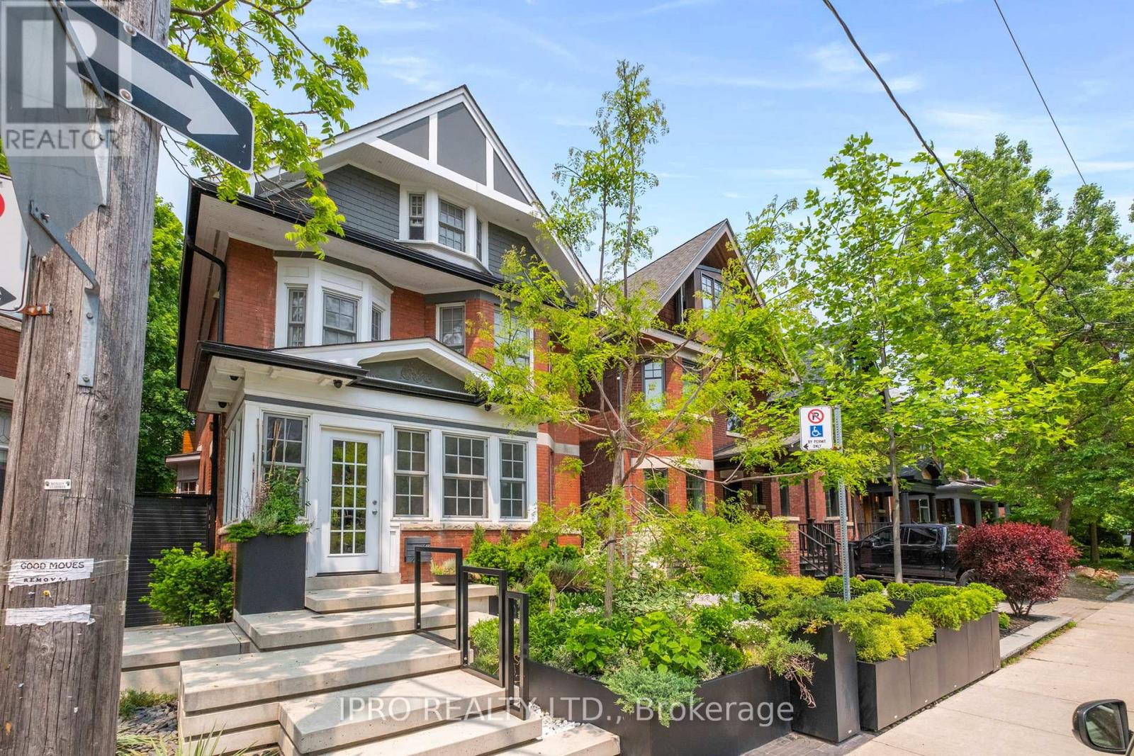 20 Fairview Boulevard, Toronto, Ontario  M4K 1L9 - Photo 1 - E12201347