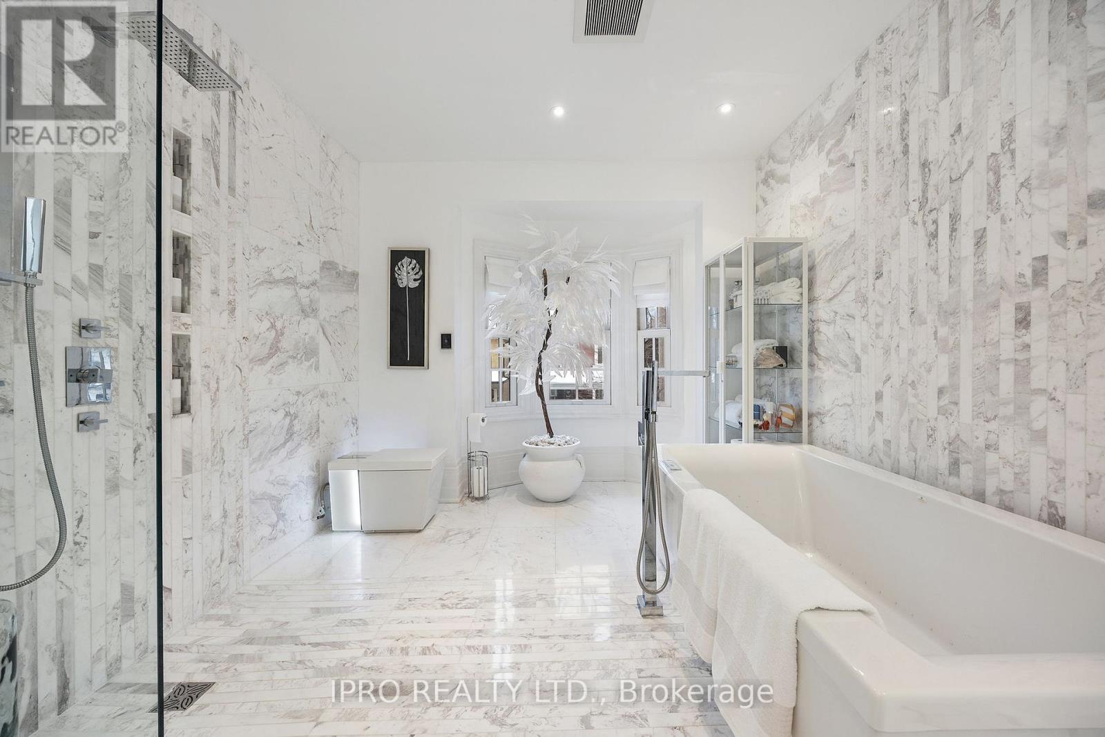 20 Fairview Boulevard, Toronto, Ontario  M4K 1L9 - Photo 24 - E12201347