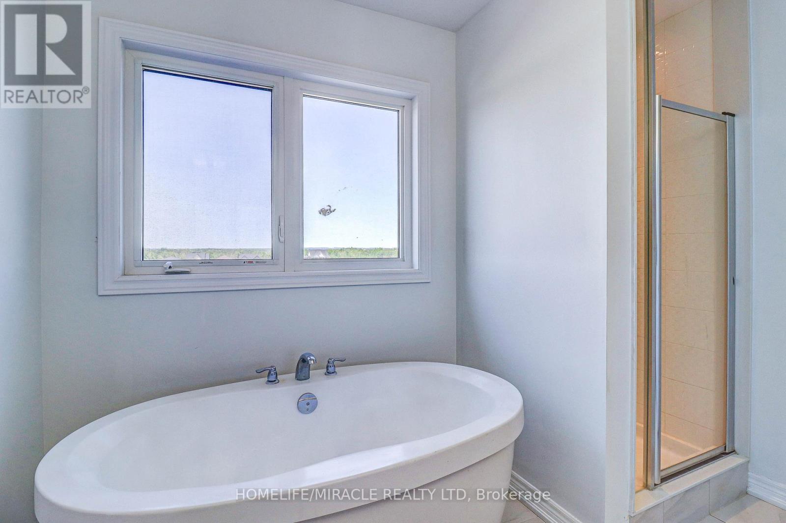 175 Fenchurch Manor, Barrie, Ontario  L9J 0B7 - Photo 30 - S12200077