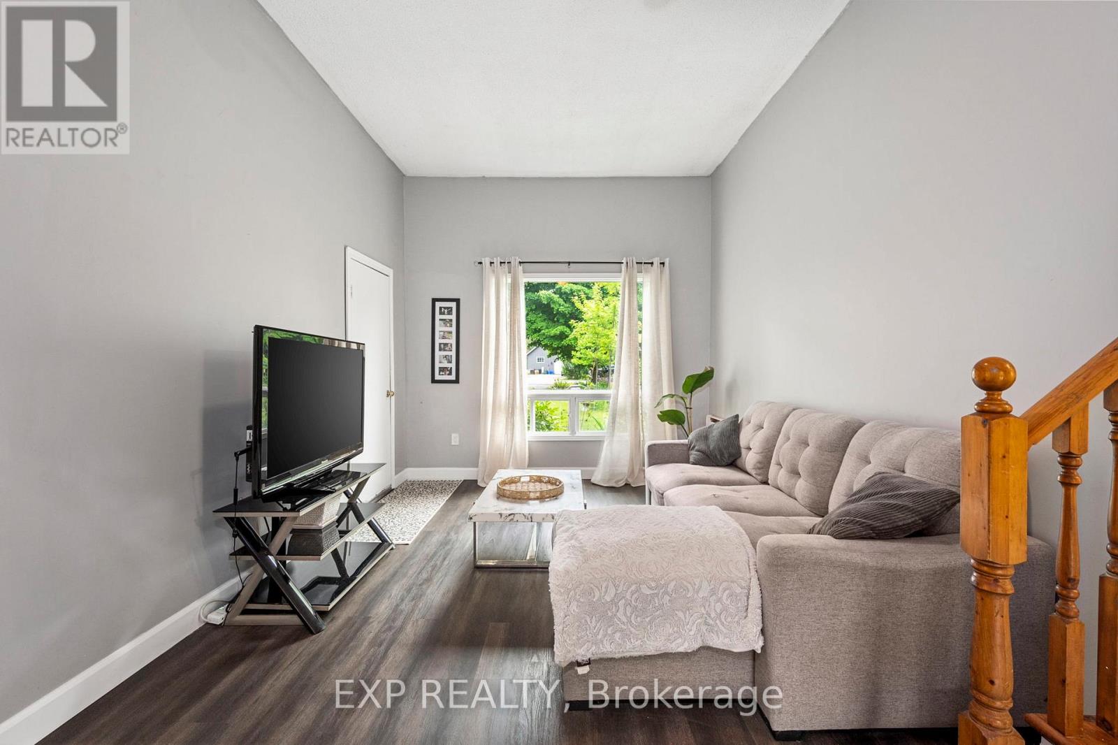 75 Brook Crescent, Georgina, Ontario  L0E 1N0 - Photo 15 - N12201355