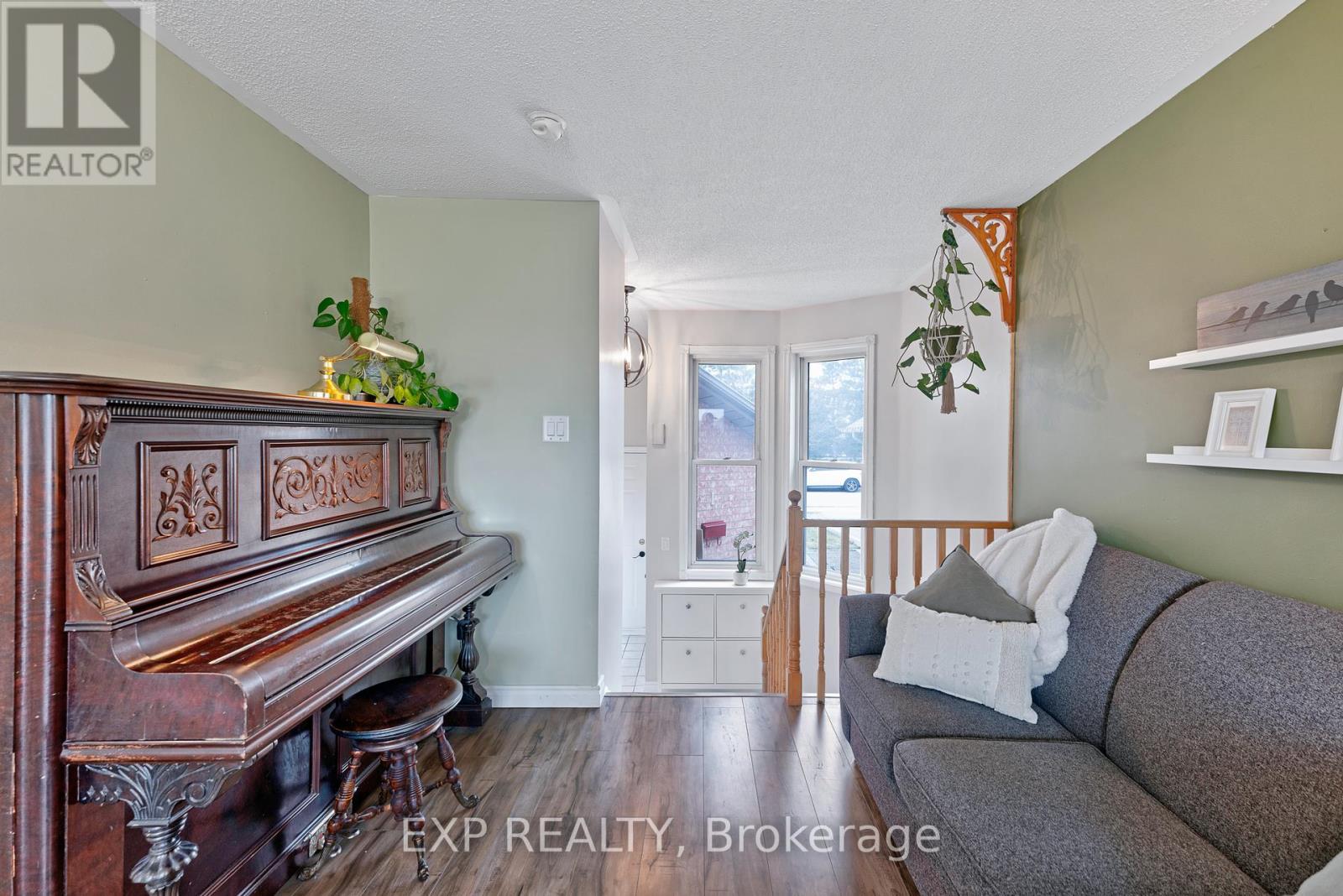 19 Silkwood Crescent, Brampton, Ontario  L6X 4L1 - Photo 13 - W12199260
