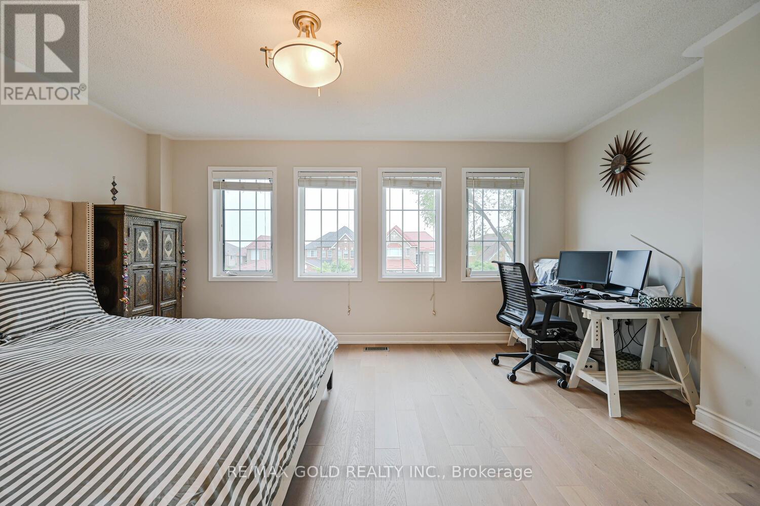 44 Ribbon Drive, Brampton, Ontario  L6R 2C5 - Photo 21 - W12200508