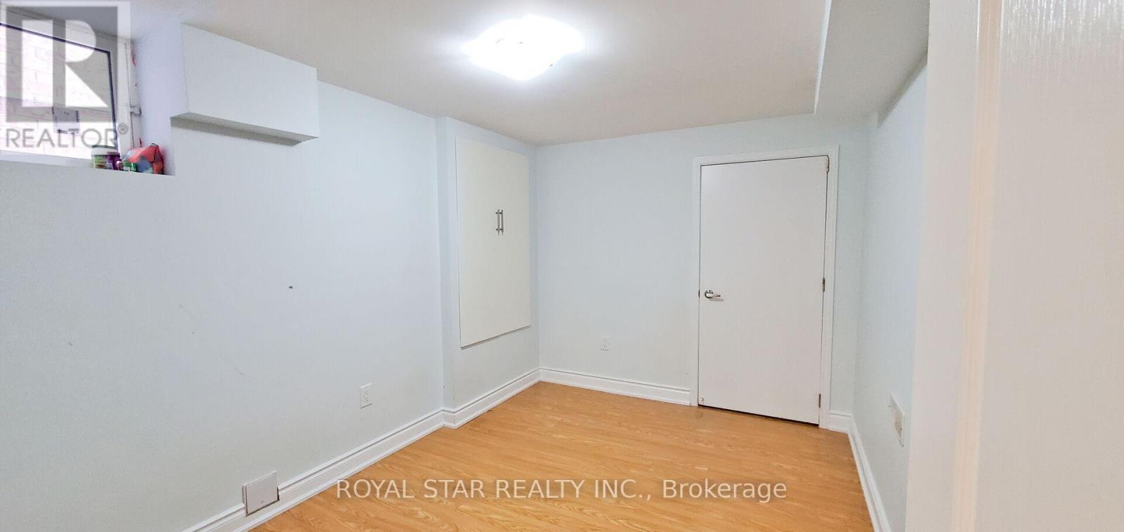 13 Waterdale Road, Brampton, Ontario  L7A 1S7 - Photo 31 - W12184165