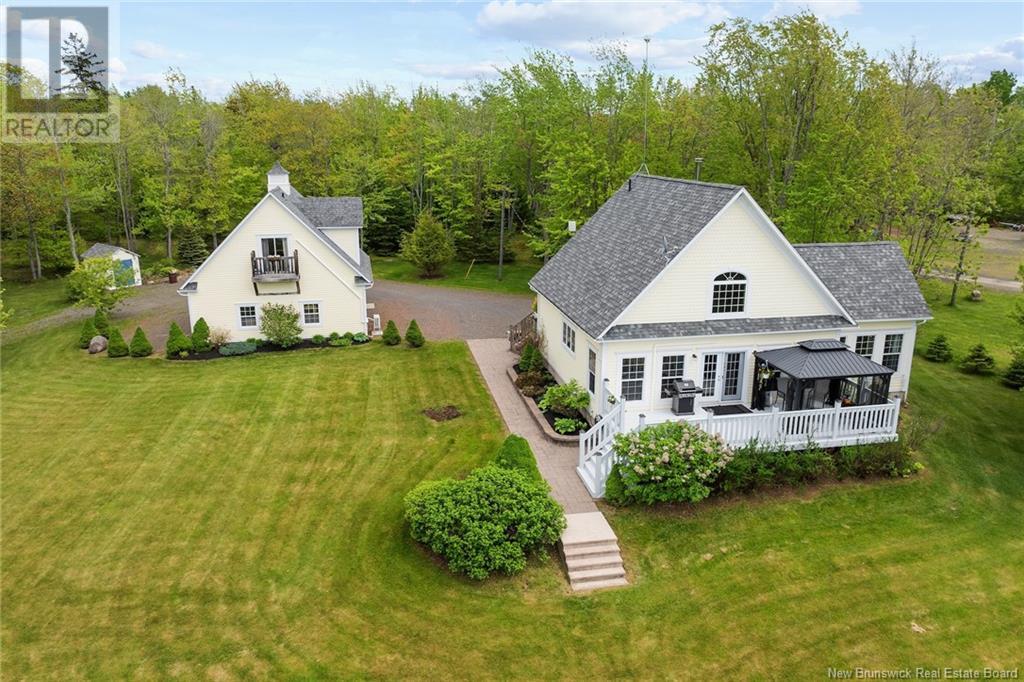 Property at 248 Chapman Road image 2
