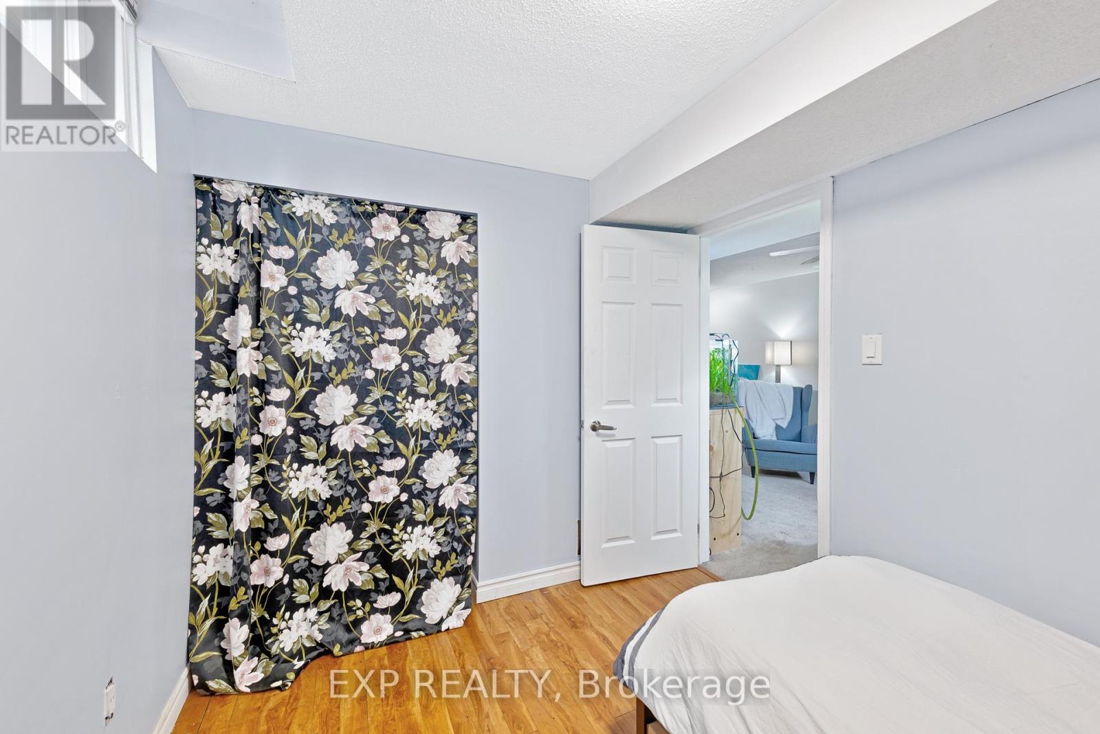 19 Silkwood Crescent, Brampton, Ontario  L6X 4L1 - Photo 19 - W12199260