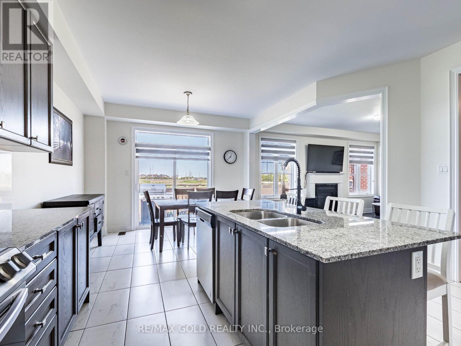 4 Wainwright Drive, Brampton, Ontario  L7A 0C7 - Photo 16 - W12201341
