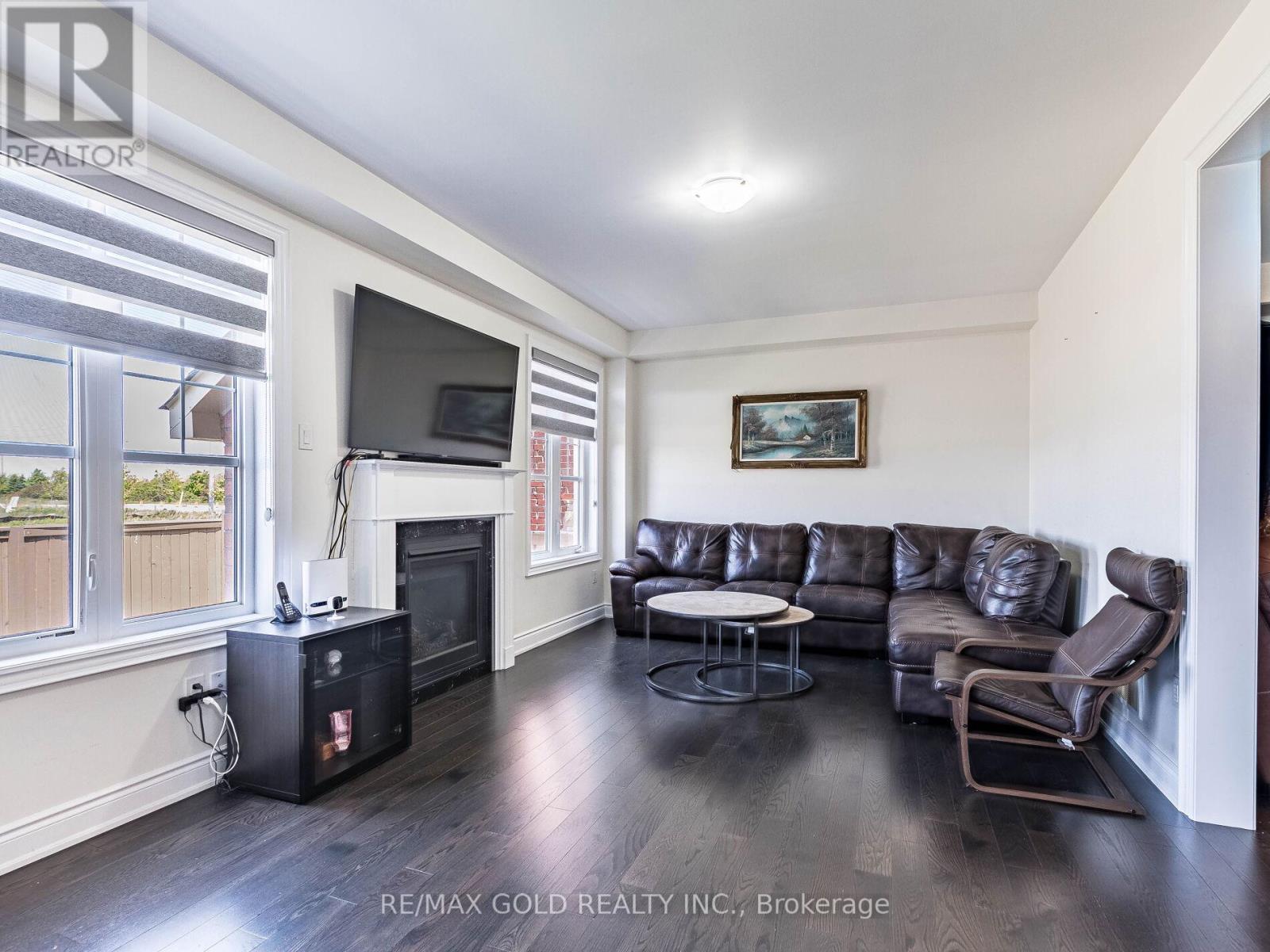 4 Wainwright Drive, Brampton, Ontario  L7A 0C7 - Photo 9 - W12201341