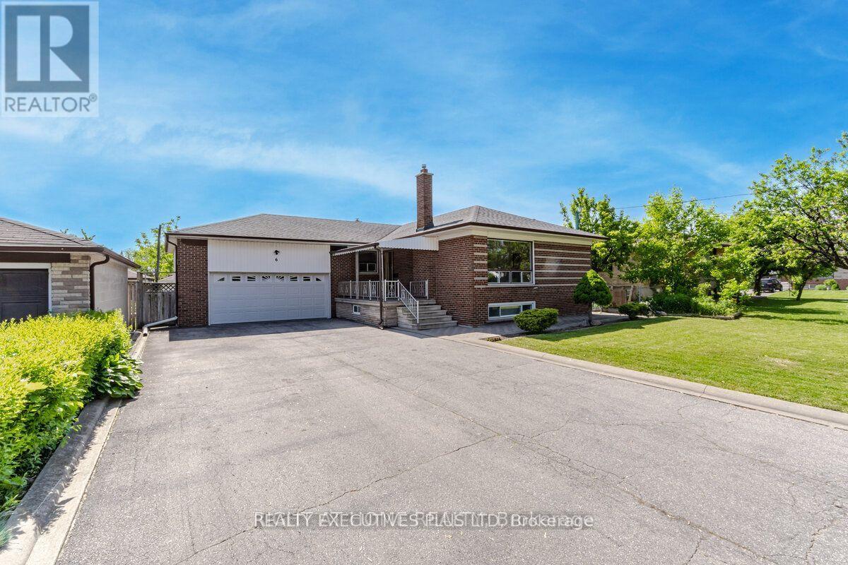 6 Azrock Road, Toronto, Ontario  M6L 2W9 - Photo 2 - W12201360