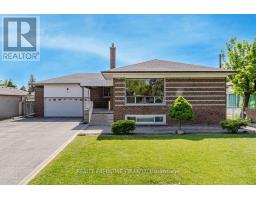 6 AZROCK ROAD, Toronto, Ontario