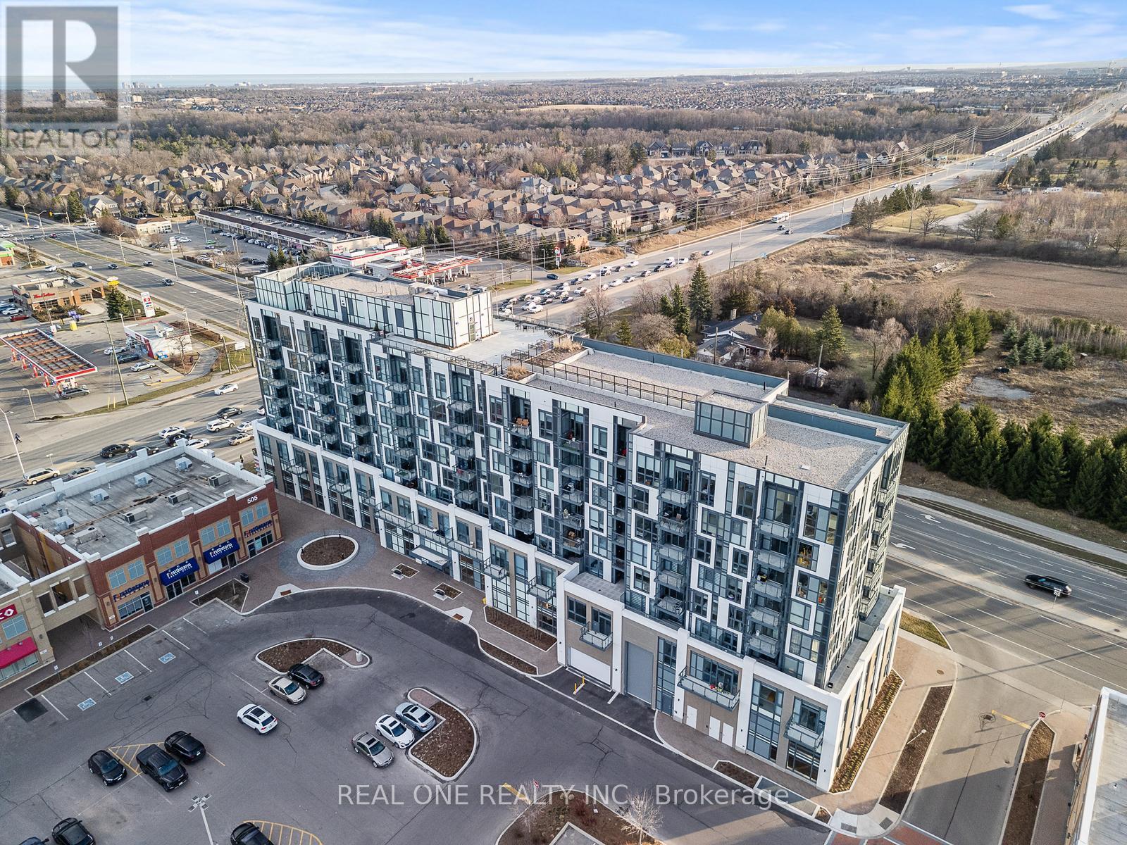 814 - 509 DUNDAS STREET W, Oakville, Ontario