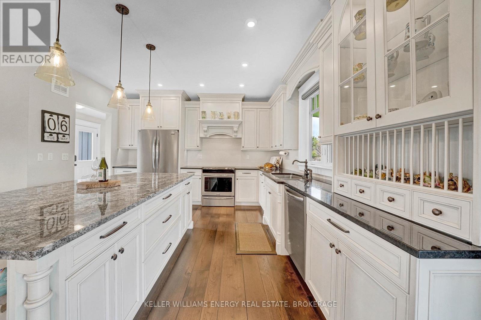 73 White Chapel Road, Prince Edward County, Ontario  K0K 2T0 - Photo 7 - X12201465