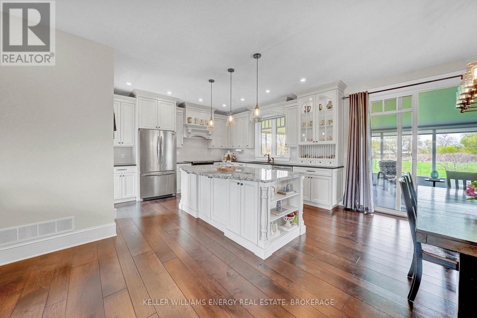 73 White Chapel Road, Prince Edward County, Ontario  K0K 2T0 - Photo 9 - X12201465