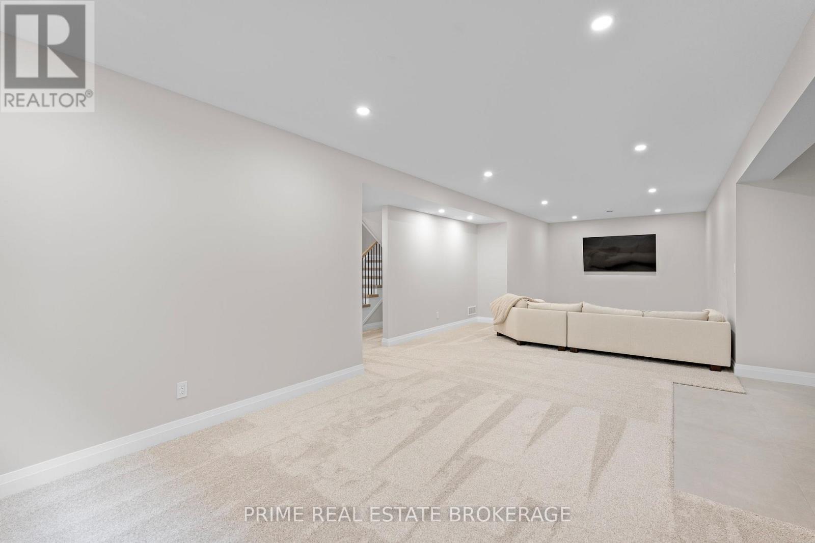 2540 Bridgehaven Drive, London North (North S), Ontario  N6G 0Z7 - Photo 33 - X12201489