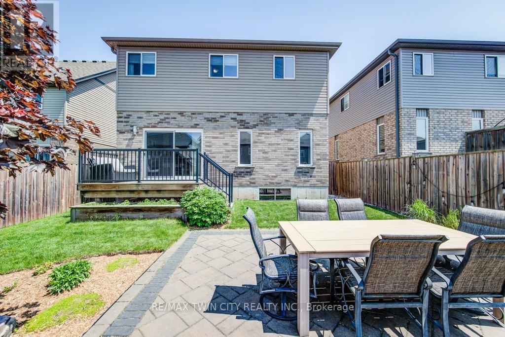 104 Catherine Street, Wilmot, Ontario  N3A 0B3 - Photo 43 - X12201359